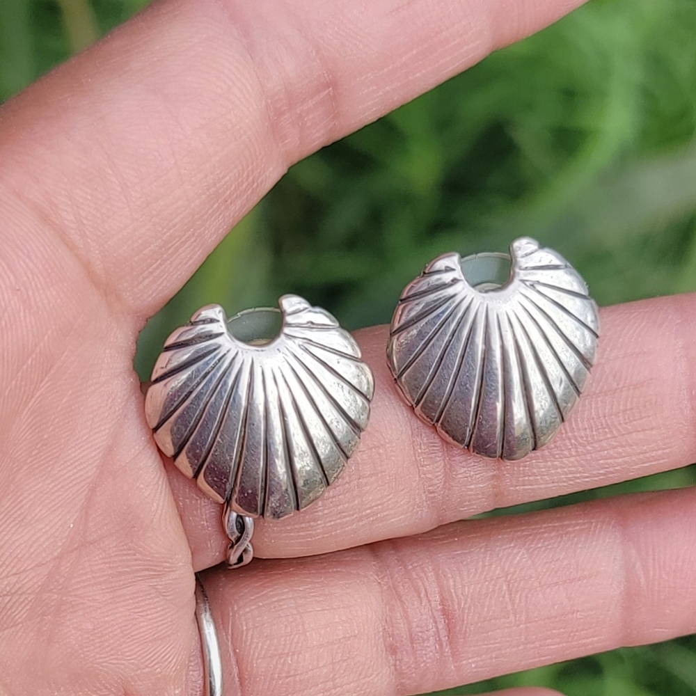Beautiful vintage 925 sterling silver organic shaped earrings 1995
